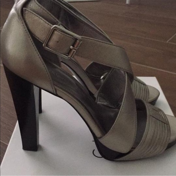 High heels - Picture 6 of 9